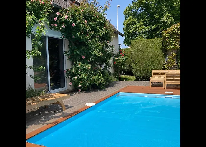 Zen Cottage - Maison Pour 2 Avec Piscine Partagee
