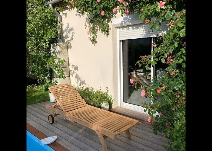 Zen Cottage - Maison Pour 2 Avec Piscine Partagee